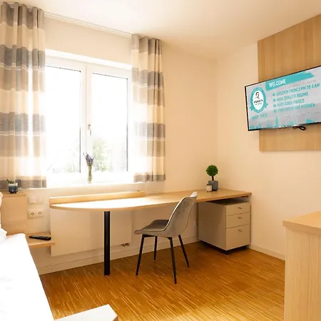 Henrys Sleeping Am Augsburger Eiskanal