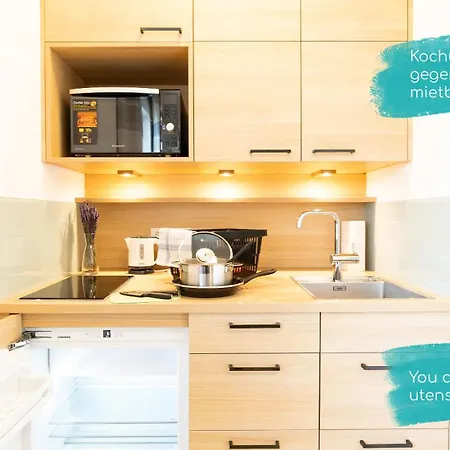 Hostel Henrys Sleeping Am Augsburger Eiskanal *