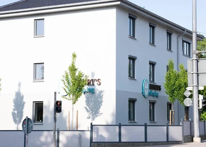 ホステル Henrys Sleeping Am Augsburger Eiskanal