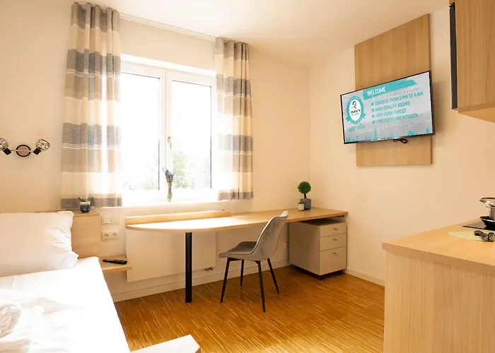 Henrys Sleeping Am Augsburger Eiskanal